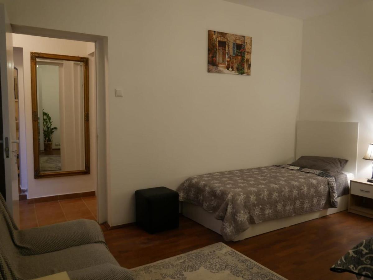 Apartment Jolie Place Old Town